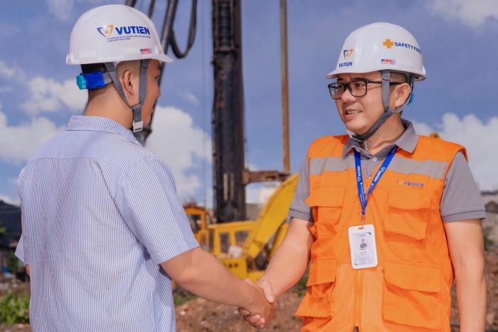 Vũ Tiến đơn vị hàng đầu cung cấp giải pháp cho hệ thống kiểm soát ra vào.