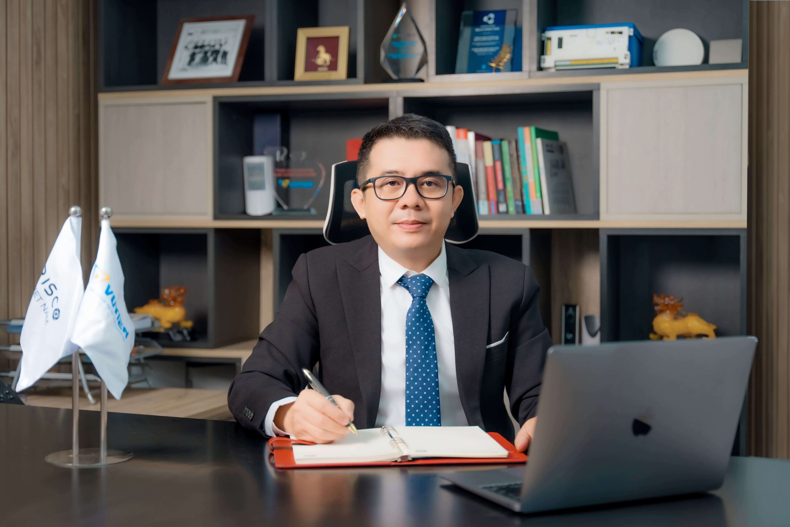 CEO – THÔNG ĐIỆP-min