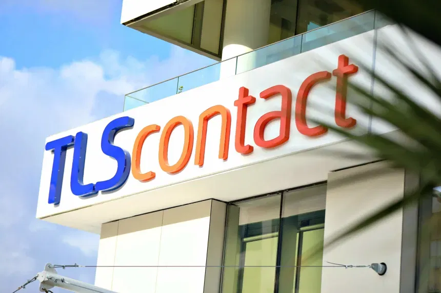 Hoàn thiện hệ thống access control và hệ thống báo động cho văn phòng TLSContact